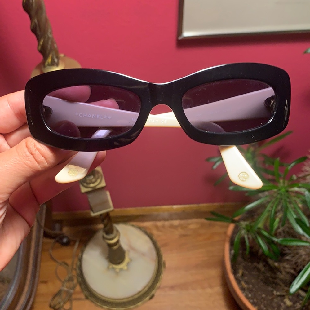 Chanel Black & Cream CC Quilted Vintage Sunglasses